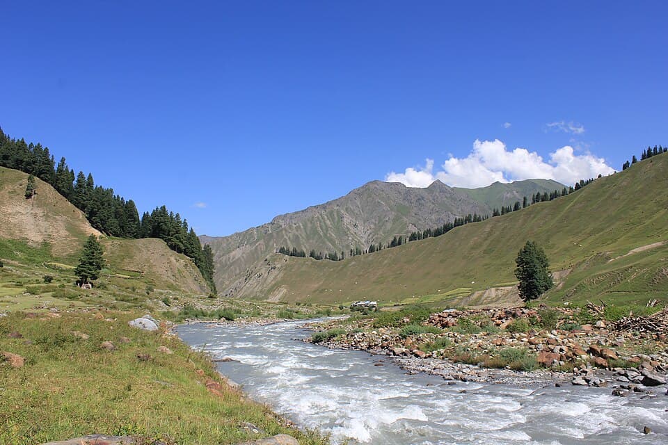 The Gurez valley, on the Gurez valley route