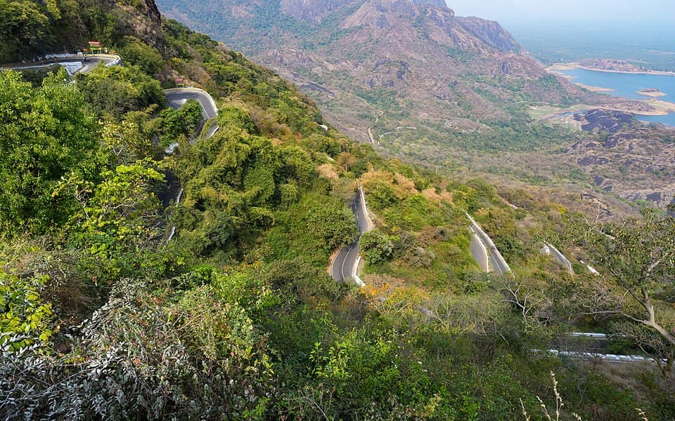 Hairpin bends on the ghat road to Valparai, on the Tamil Nadu hill roads: Kolli Hills, Valparai, Yercaud and Kodaikanal route